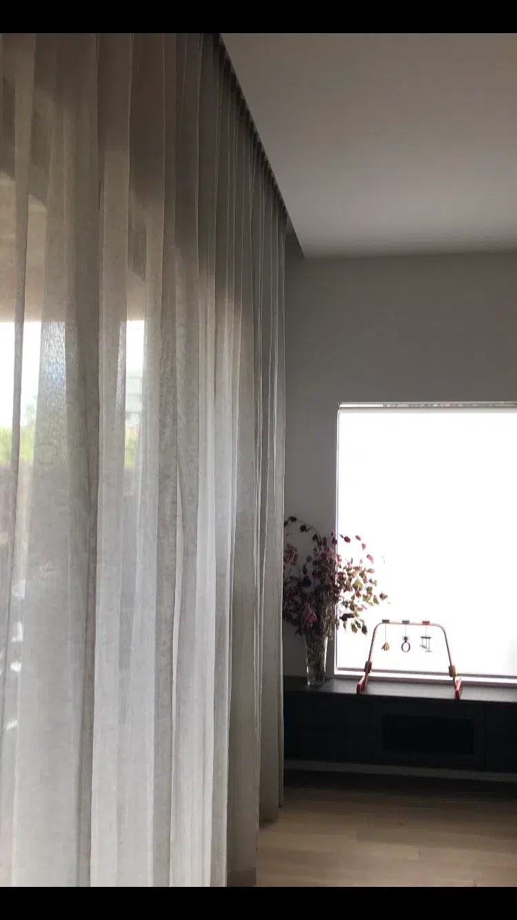 mont-albert-residence-blinds