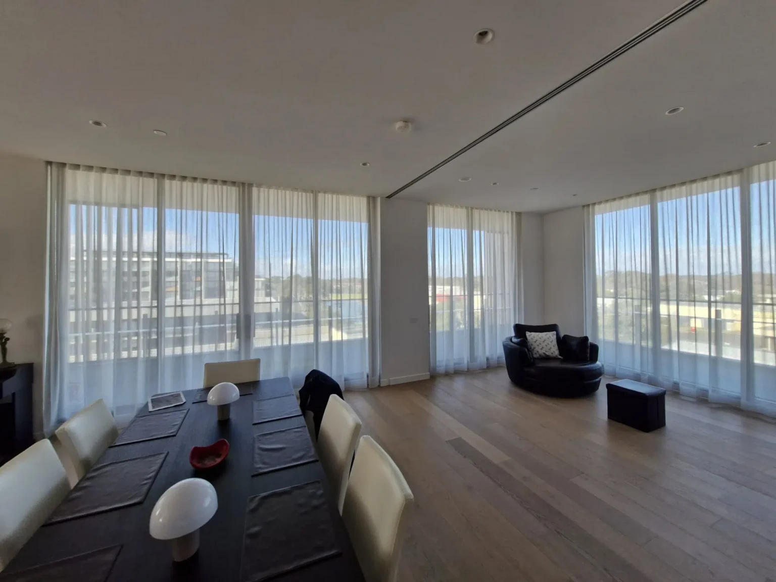 sandringham-apartment-curtains